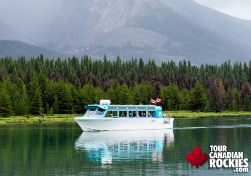 Maligne Lake Boat Cruise